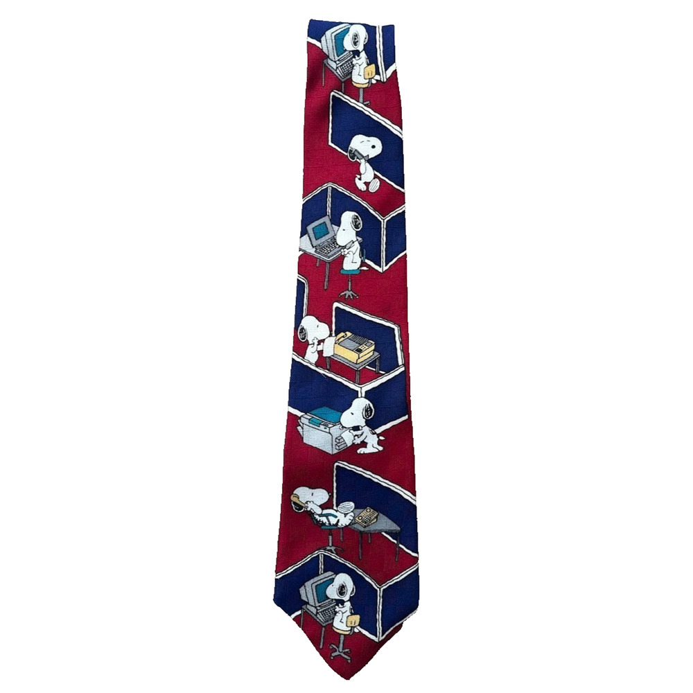 Vintage Peanuts Snoopy 100% Silk Tie Is It Friday Yet Office Novelty USA 4" Red